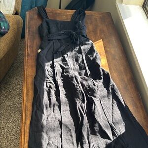Elegant Black Sleeveless Dress